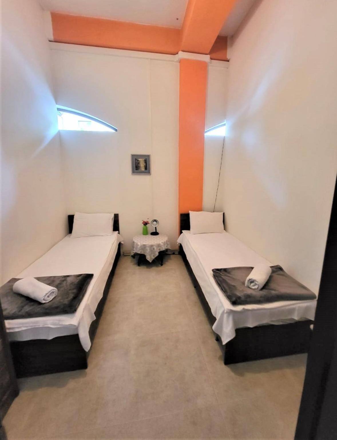 Hostel Near The Square Tbilisi Exterior photo